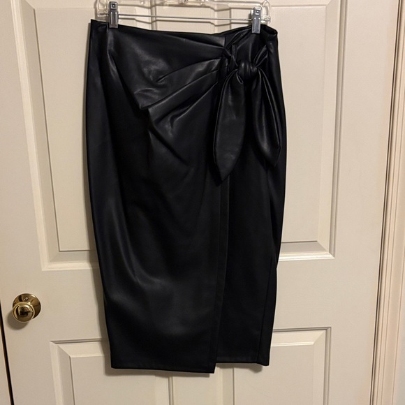 INC International Concepts Black Faux Leather Midi Skirt - Picture 1 of 6